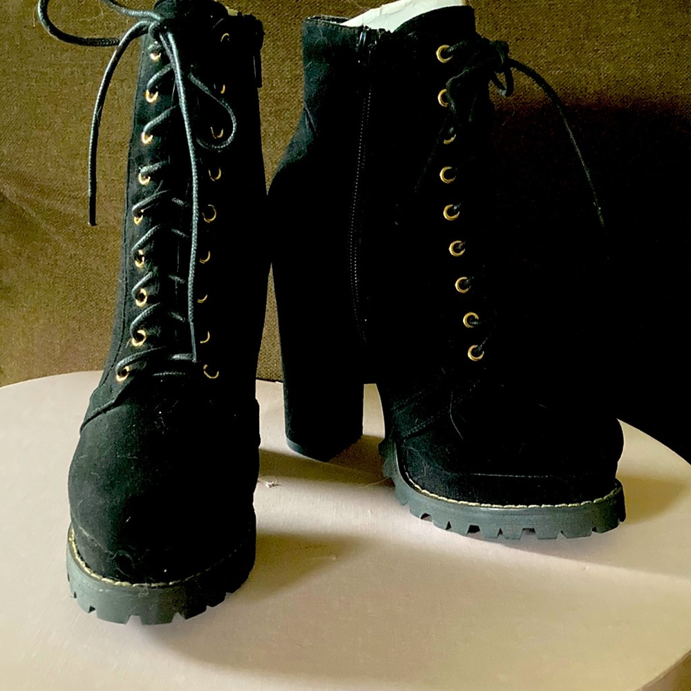 Lace up boots